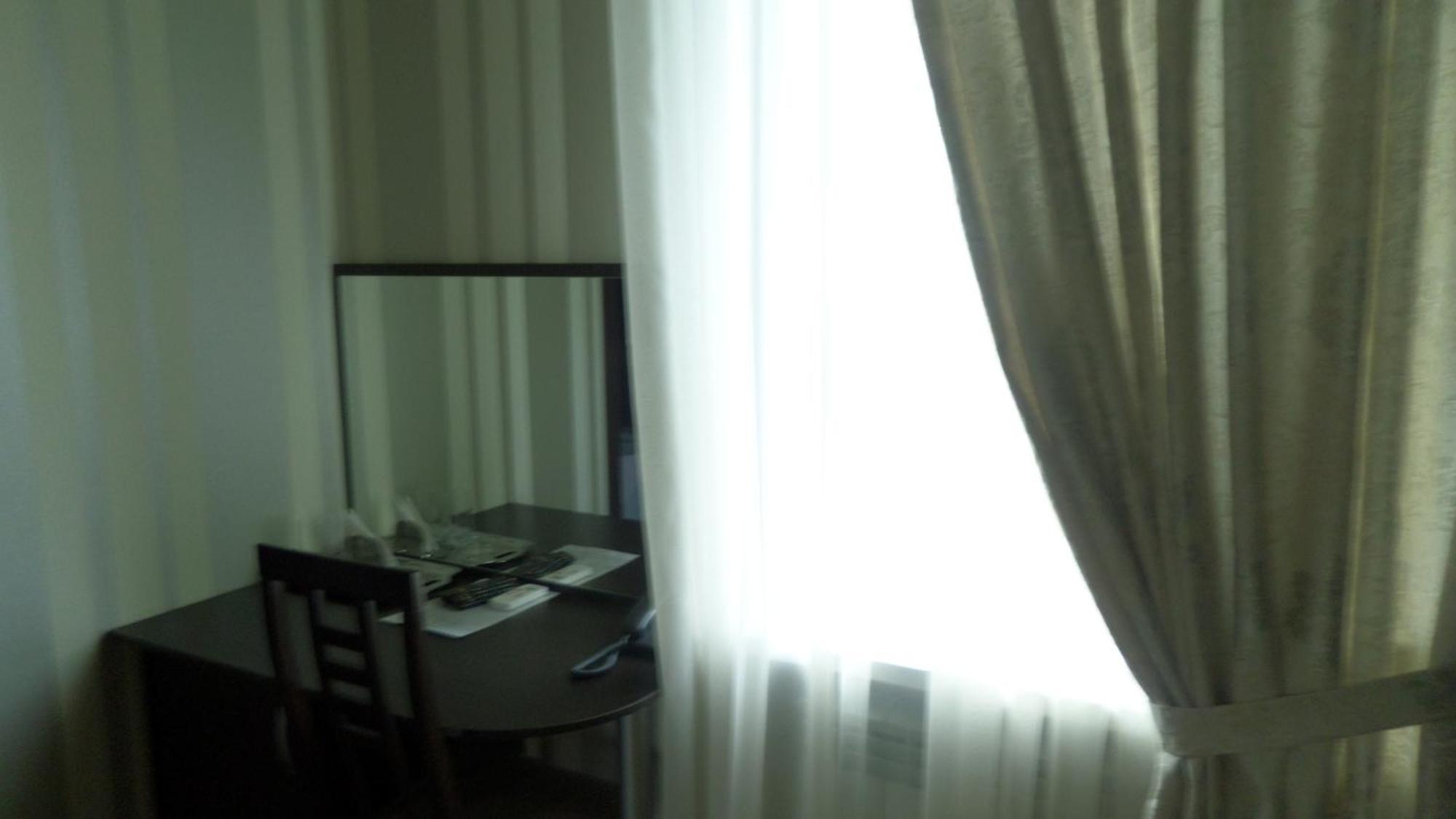 Royal Hotel Jarkov Habitación foto