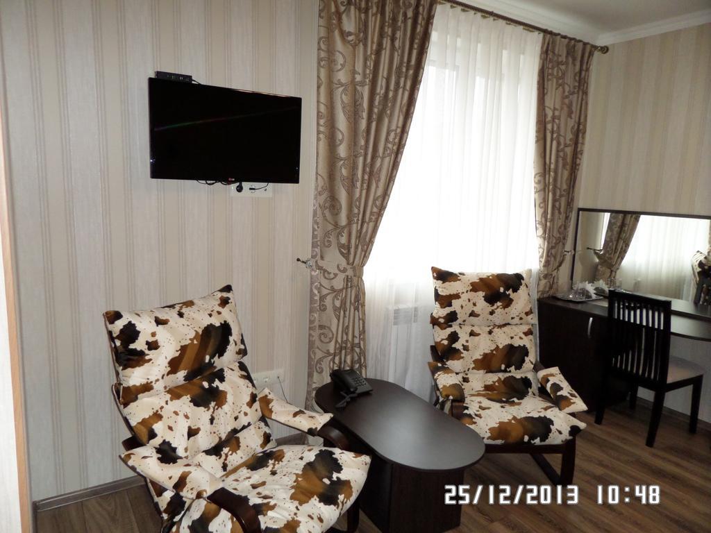 Royal Hotel Jarkov Habitación foto