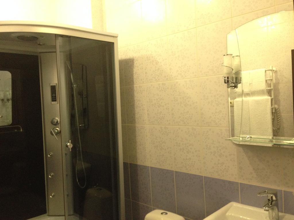 Royal Hotel Jarkov Habitación foto